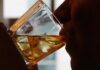 Consumo de álcool em excesso é porta de entrada para a Covid-19