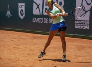 Carol Meligeni derrota favorita e está nas quartas na África do Sul