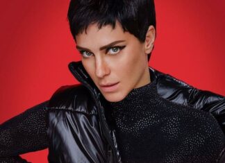 Carolina Dieckmann aparece com cabelos pretos e curtinhos