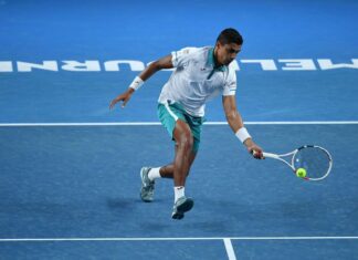 Thiago Monteiro vence rodada dupla e avança às semifinais em Melbourne