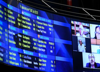 Lei que dá acesso gratuito de estudantes à internet vai à sanção