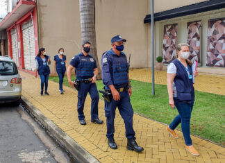 Fiscalização no fim de semana teve 50 autuações relativas à fase vermelha GCM realiza fiscalização em Rio Claro