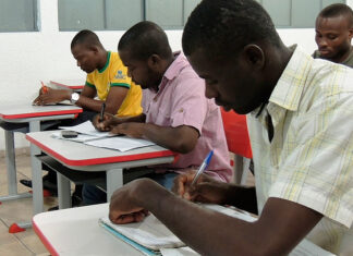 Conselho Tutelar solicita intérprete para atender a comunidade haitiana em RC Haitianos