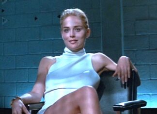 Instinto Selvagem: Sharon Stone diz que estapeou diretor por filmá-la sem calcinha