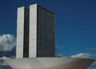 Câmara dos Deputados define comando de mais dez comissões temáticas