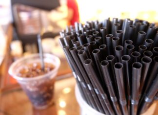 Lei proíbe o uso de canudinhos de plástico em estabelecimentos comerciais paulistas