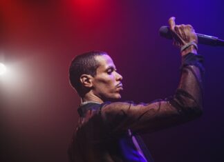 Giovani Cidreira brinda o público com show online nesta sexta-feira