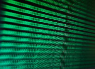 Dados de milhões de brasileiros são vendidos na internet