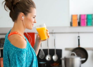 Descubra como fazer cinco sucos que vão melhorar sua saúde Suco