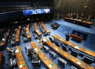 Senado aprova PEC Emergencial em primeiro turno