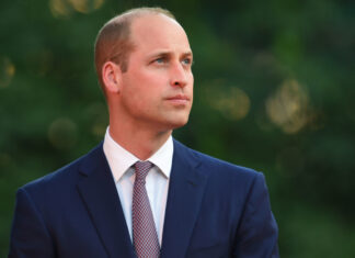 Príncipe William responde a Harry: “Não somos uma família racista”