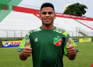 Novo atacante é o 15º reforço do Velo Clube para a temporada Romarinho - Velo Clube
