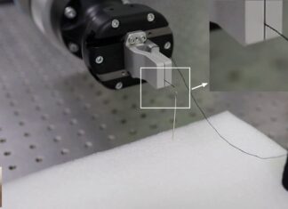 Cientistas criam sensor tátil macio para robôs que imita a pele humana