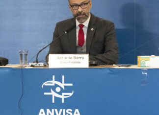 Covid-19 : “situação está longe do fim”, diz presidente da Anvisa