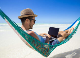 Como os nômades digitais ganham dinheiro viajando pelo mundo?