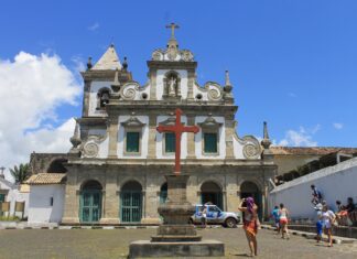 Cairu, na Bahia, lança roteiro com turismo religioso
