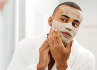 Pele masculina: 5 dicas de cuidados com o rosto para prevenir acne e manchas