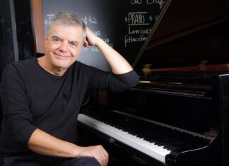 Pianista Túlio Mourão se apresenta no palco virtual do Sesc nesta terça-feira