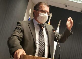 Revelados pelo RC 8:32, contratos da Saúde são questionados por Val Demarchi