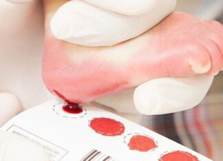 Bolsonaro sanciona lei que amplia o teste do pezinho no SUS Bolsonaro sanciona lei que amplia o teste do pezinho no SUS