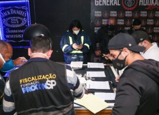 Festa clandestina com 600 pessoas é interrompida em Osasco Festa clandestina com 600 pessoas é interrompida em Osasco