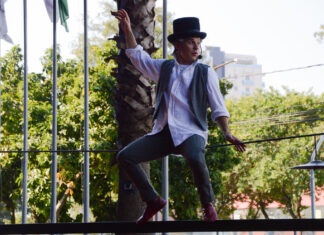 Live lúdica e show de blues são atrações deste sábado no Sesc em Casa Live lúdica e show de blues são atrações deste sábado no Sesc em Casa