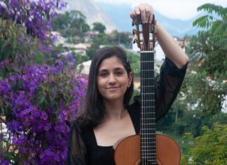 Luísa Lacerda faz show intimista com voz e violão neste sábado Luísa Lacerda faz show intimista com voz e violão