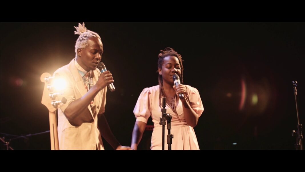 Marissol Mwaba e François Muleka soltam o som em show