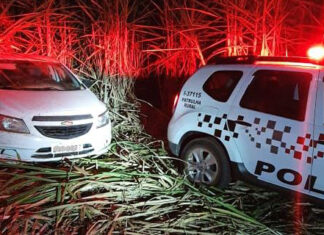 Patrulha Rural da PM localiza carro roubado Patrulha Rural da PM localiza carro roubado