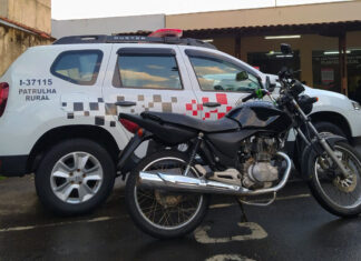 Patrulha Rural da PM prende indivíduo com moto furtada Patrulha Rural da PM prende indivíduo com moto furtada