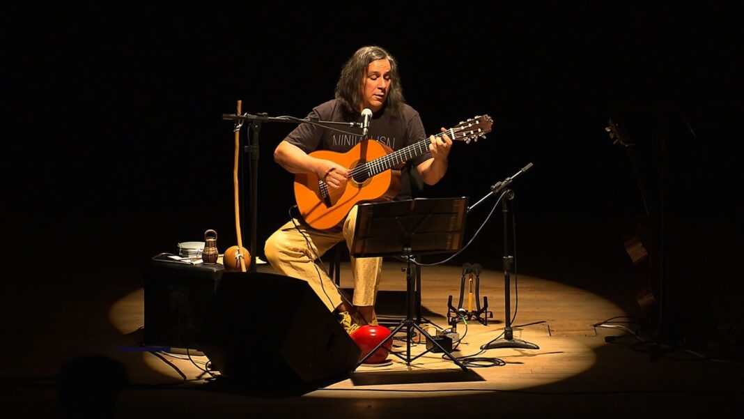 Música em Casa tem show de MPB com Renato Braz