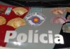 Polícia Militar apreende adolescentes por tráfico de drogas Polícia Militar apreende adolescentes por tráfico de drogas
