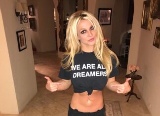 Britney Spears chama documentários sobre sua vida de hipócritas