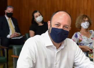Câmara: Gustavo deve apresentar projeto para criação de novos cargos na Prefeitura Greppe/Unesp pede revogação de leis sancionadas pelo prefeito
