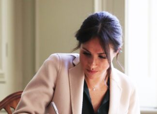 Meghan Markle vai lançar livro infantil inspirado em Harry e seu filho Archie