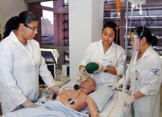 Etecs e Fatecs estão com inscrições abertas para o segundo semestre Etecs e Fatecs estão com inscrições abertas para o segundo semestre