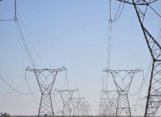 Redução na tarifa de energia elétrica é aprovada pelo Senado Redução na tarifa de energia elétrica é aprovada pelo Senado