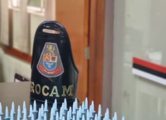 ROCAM apreende dois adolescentes por tráfico em Rio Claro ROCAM apreende dois adolescentes por tráfico no Jd. Araucária