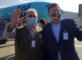 Lote com 3 milhões de doses da vacina da Janssen chega ao Brasil Lote com 3 milhões de doses da vacina da Janssen chega ao Brasil