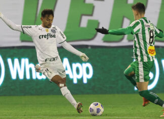 Palmeiras vence o Juventude em Caxias do Sul e encosta no G4 Palmeiras vence o Juventude em Caxias do Sul e encosta no G4