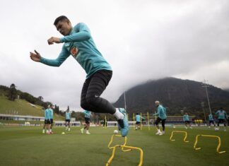 Copa América: após folga, seleção treina para enfrentar Colômbia Copa América: após folga, seleção treina para enfrentar Colômbia
