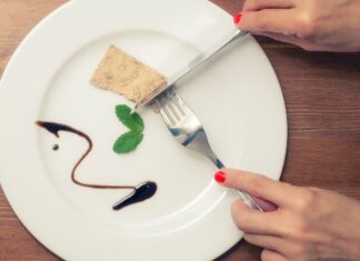 Erros de dieta que você deve evitar ao tentar perder peso Erros de dieta que você deve evitar ao tentar perder peso