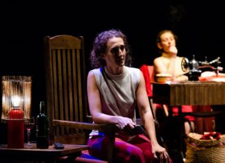 Grupo Matula Teatro apresenta “Como se Fosse” no Teatro em Casa Grupo Matula Teatro apresenta "Como se Fosse" no Teatro em Casa