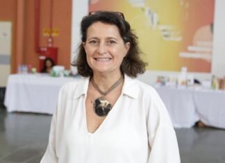 Livro propõe uma mudança de hábitos com a comida Livro propõe uma mudança de hábitos com a comida