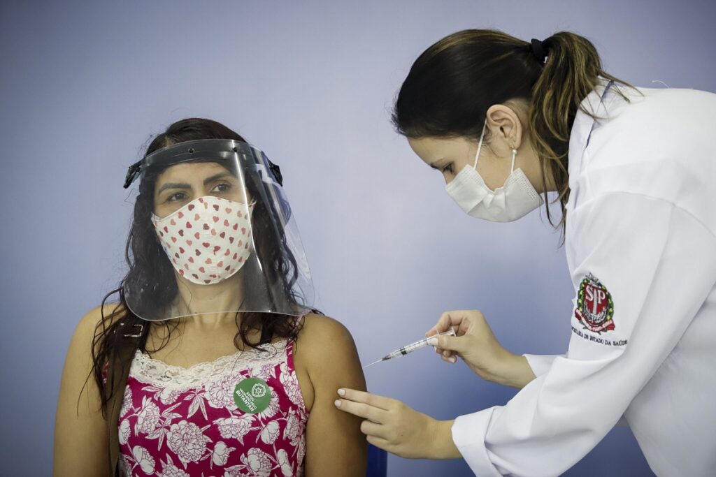 População é convocada para reta final de vacinação contra gripe