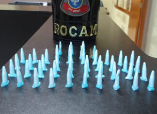 ROCAM apreende adolescente por tráfico de drogas ROCAM apreende adolescente por tráfico de drogas