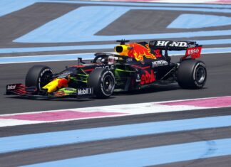 Verstappen supera Hamilton e fica com a pole do GP da França de F1 Verstappen supera Hamilton e fica com a pole do GP da França de F1