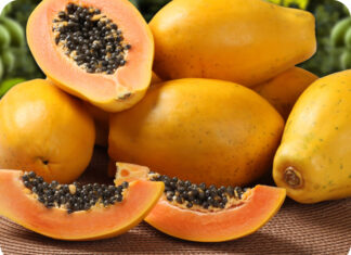 Três máscaras de mamão para uma pele brilhante e sem acne Três máscaras de mamão para uma pele brilhante e sem acne