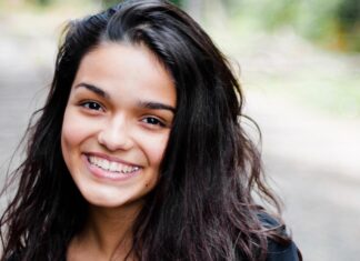 Rachel Zegler será Branca de Neve no remake da Disney Rachel Zegler será Branca de Neve no remake da Disney