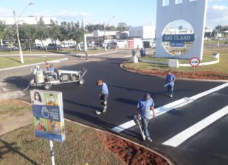 Rotatória próximo da Rodoviária tem ampliação concluída Rotatória próximo da Rodoviária tem ampliação concluída